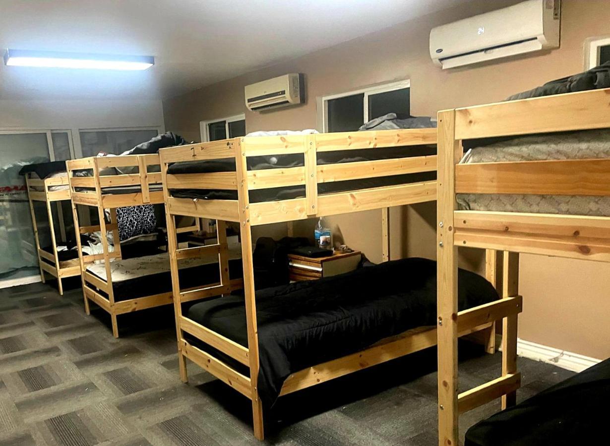 Humble Abode At El Monte Hostel Екстериор снимка