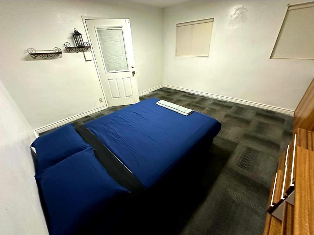 Humble Abode At El Monte Hostel Екстериор снимка